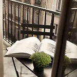 Nuage Hotel 4*