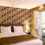 Nuage 4* Paryż