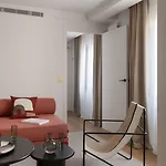Nuage 4* Paryż