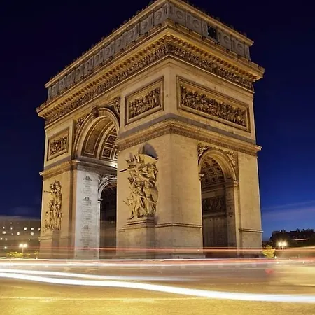 Nuage Paris