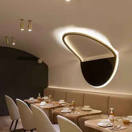 Nuage Hotel