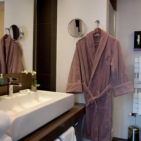 Hotel Nuage 4*
