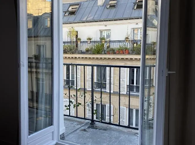 Nuage Paris